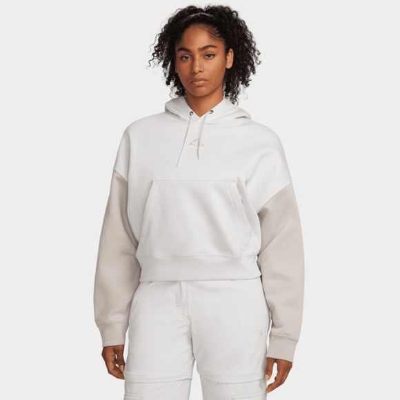 Nike ACG Therma-FIT
Women's "Tuff Knit" Fleece Hoodie - Picture 14 of 14